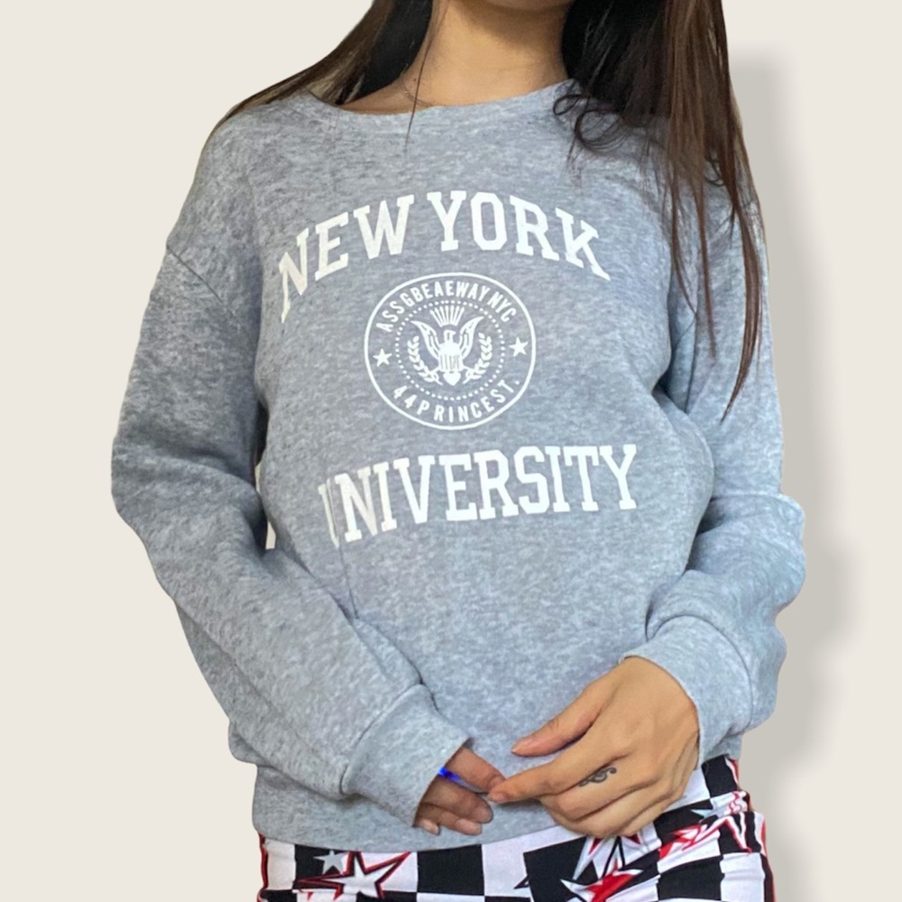 *SOLD* New York University Sweater - Picture 1 of 3